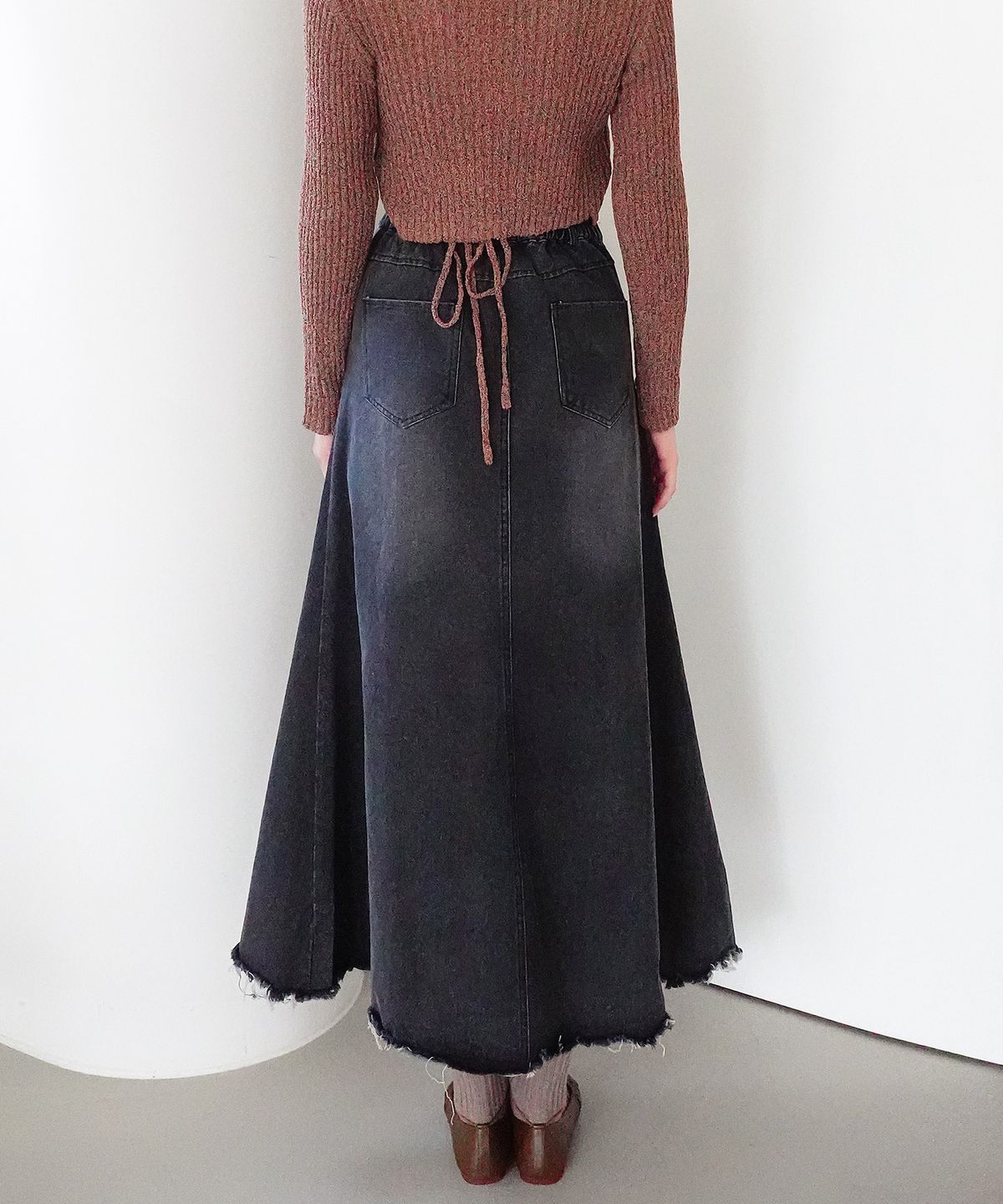 쿨키튼(KOOLKITTEN) Distressed Maxi Denim Skirt