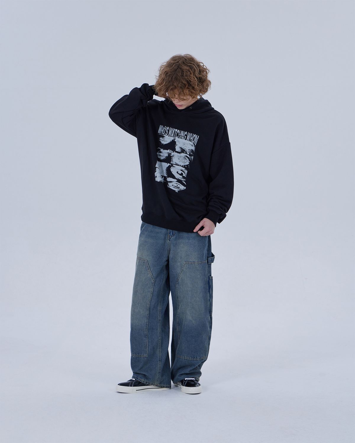 디스펑트(DYSFUNCT) WHOS WATCHING WHOM HOODIE (BLACK)