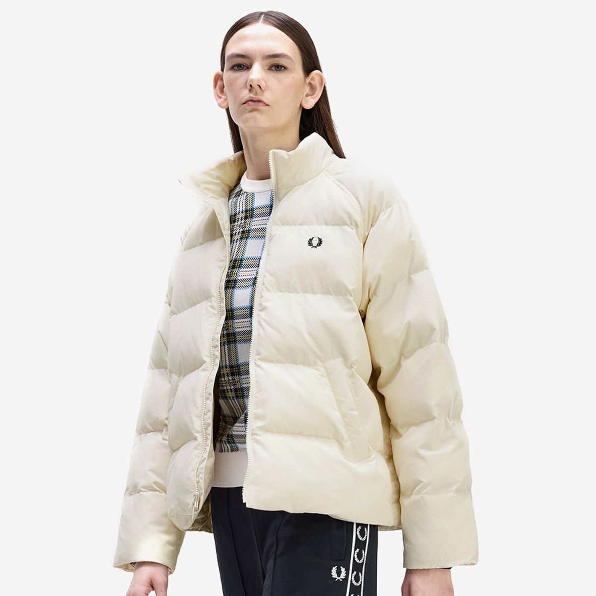 프레드페리(FRED PERRY) [Womens] 래글런 슬리브 패디드 재킷 - 에크루 AFPF2531118-560