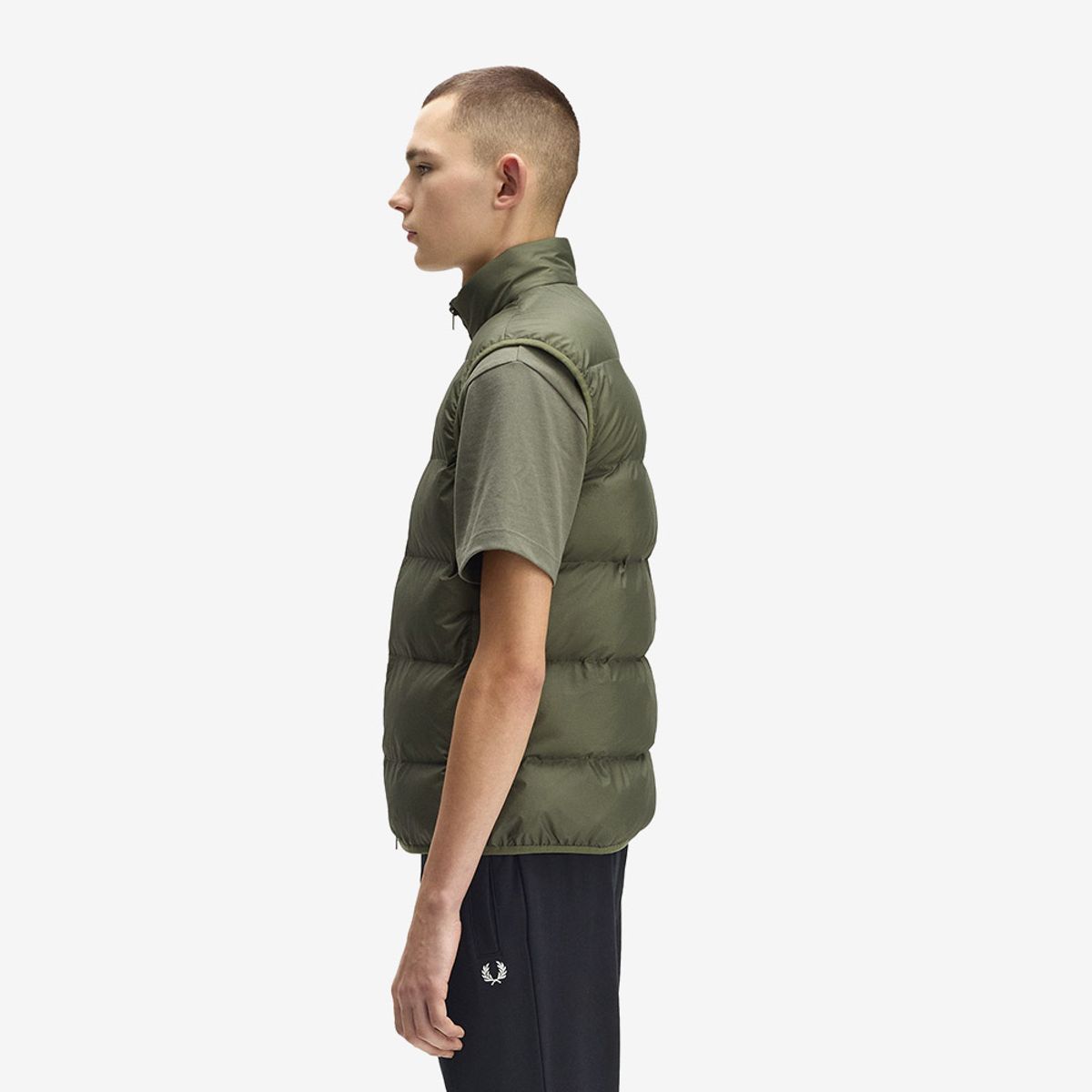 프레드페리(FRED PERRY) [Sport] 인슐레이트 베스트 - 로렐리스 그린 AFPM2538522-X21