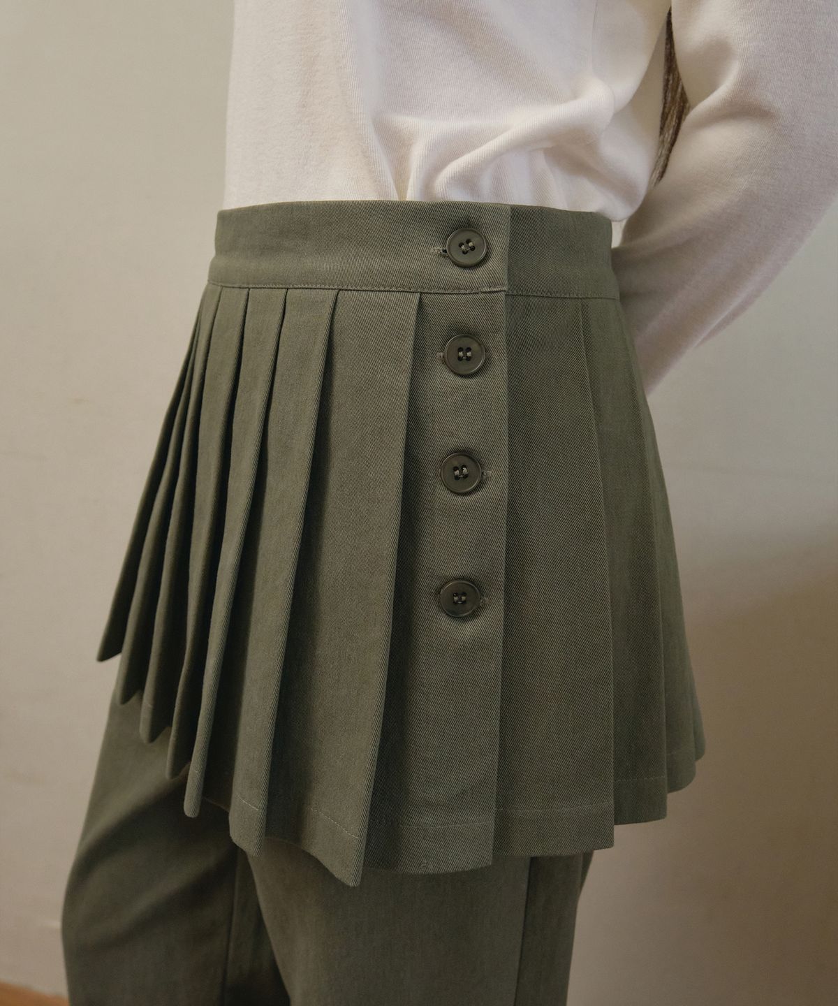 아우어노스텔지아(OURNOSTALGIA) Twill layered skirt_Khaki(O25-SK11)