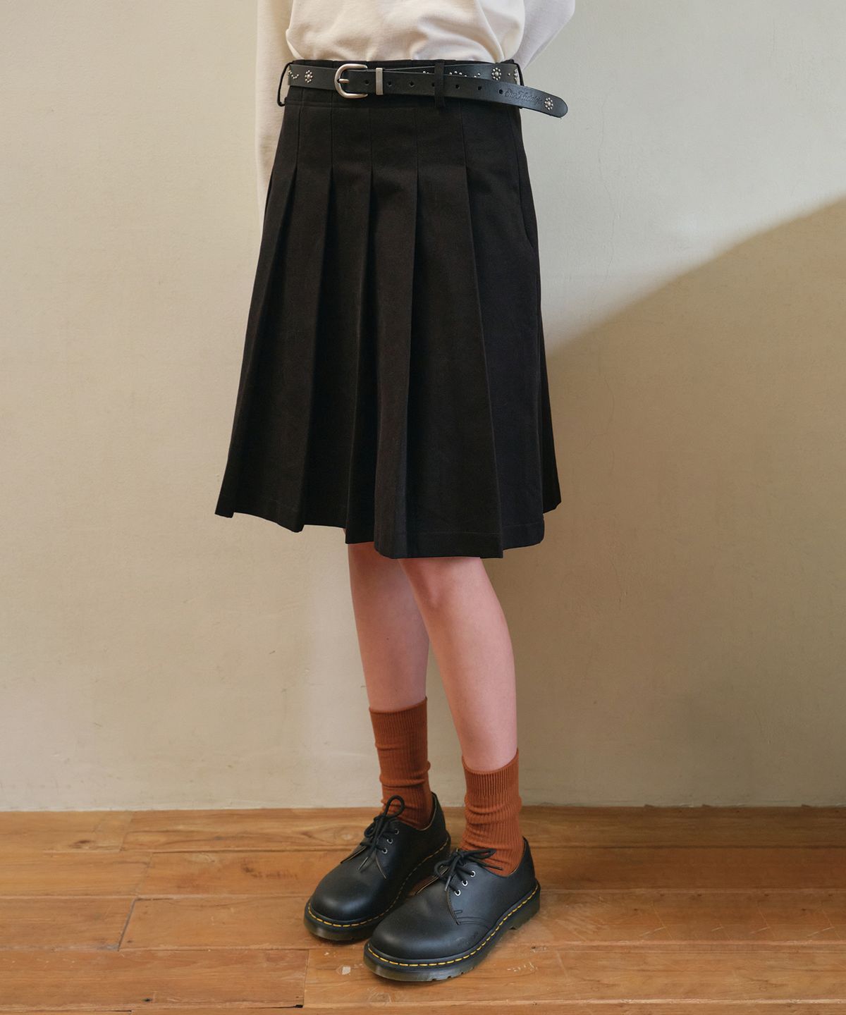 아우어노스텔지아(OURNOSTALGIA) Mila cotton pleats midi skirt_Black(O25-SK14)