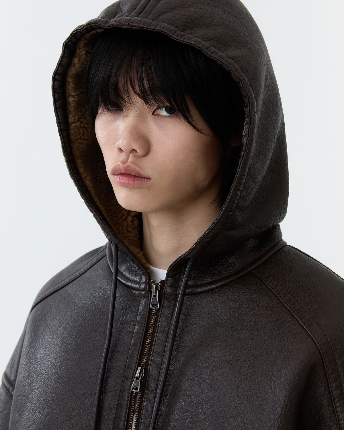 디앤드퀘스천(THEENDQUESTION) Hooded shearling jumper / BROWN