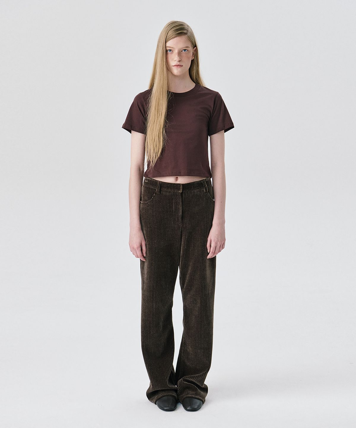 분더캄머(WNDERKAMMER) Fitted Short Sleeve T_Brown(핏티드 반팔 티셔츠_브라운)