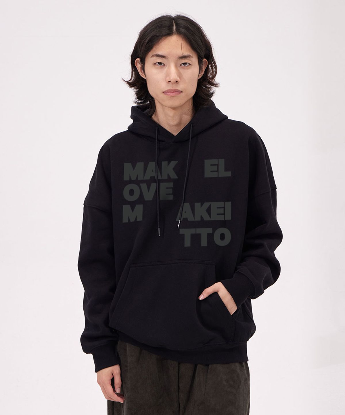 메이킷투(MAKEITTO) 메이크 러브 후디_블랙