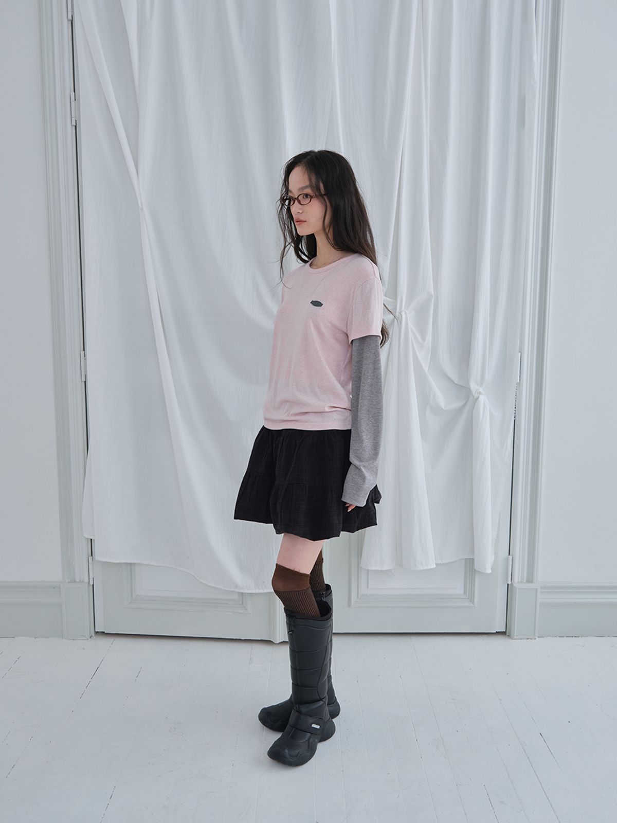무음(MUWM) 투웨이 버튼 셔링 밴딩 롱스커트 2way Button Shirring Skirt (Black Check)
