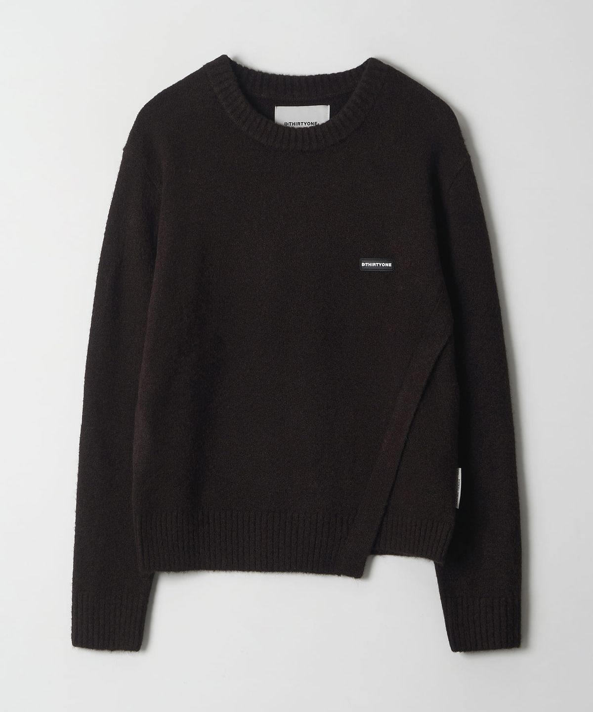 디써티원(DTHIRTYONE) Twisted Line Crewneck Sweater (BROWN)