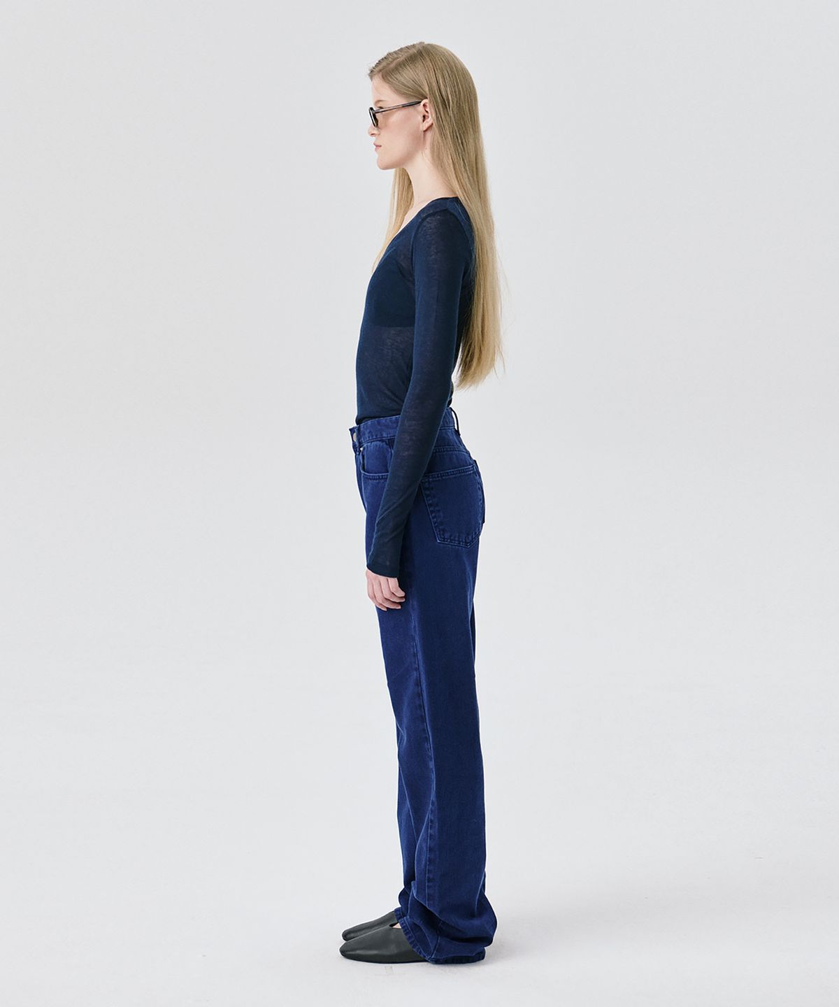 분더캄머(WNDERKAMMER) U neck Sheer T_Navy(U넥 쉬어 티_네이비)
