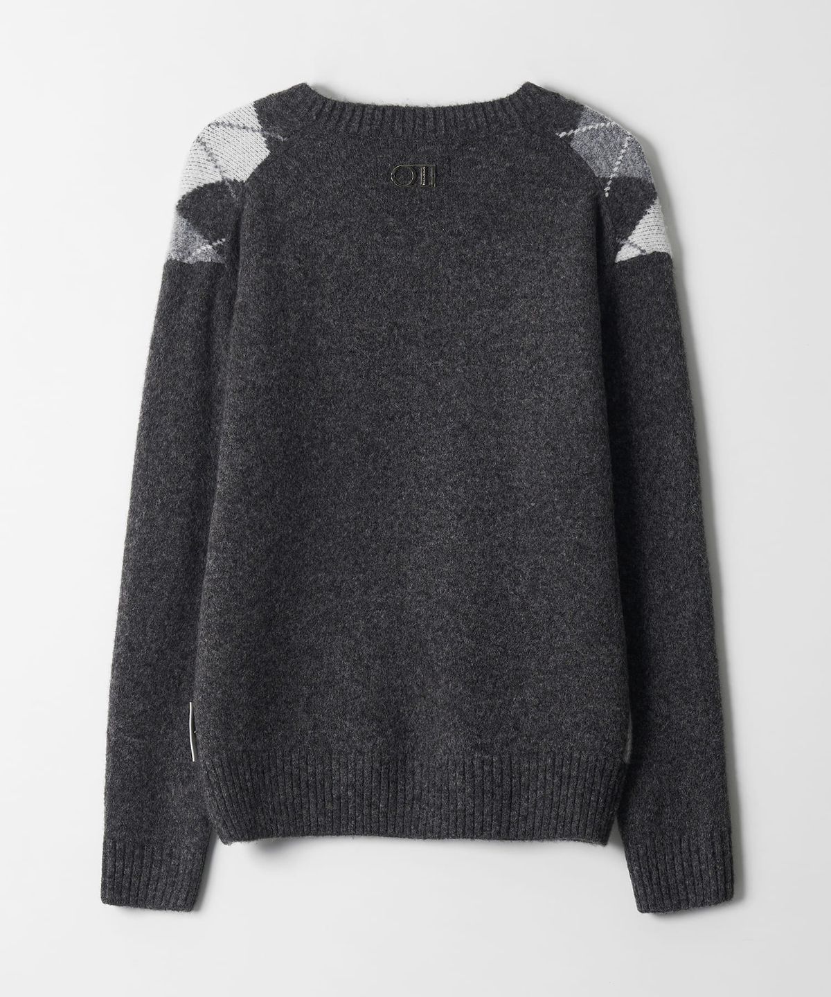 디써티원(DTHIRTYONE) V-Neck Argyle Sweater (GREY)