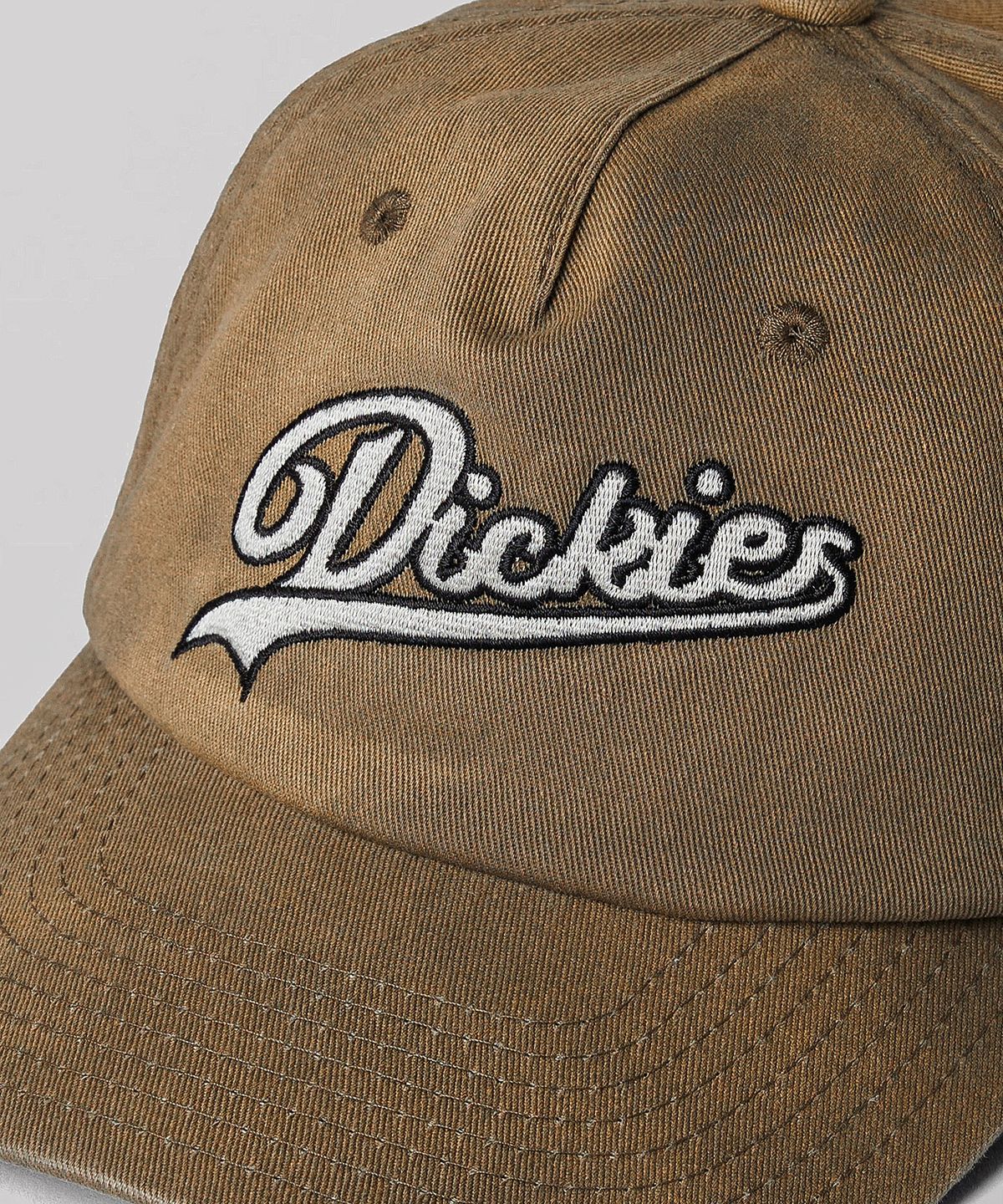 디키즈(DICKIES) 워시드 스크립트 볼캡 Khaki Beige