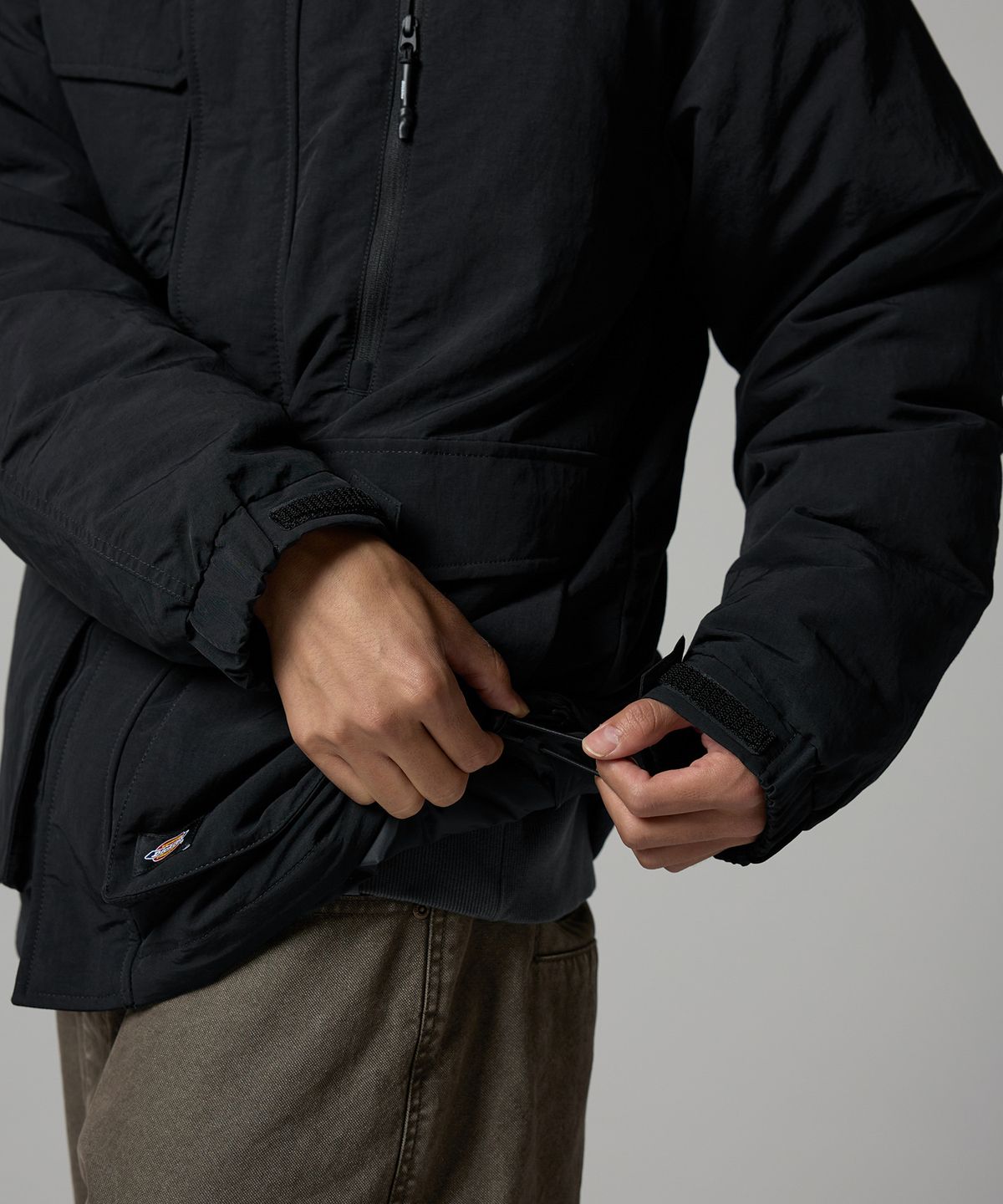 디키즈(DICKIES) 유틸리티 후드 재킷 Black