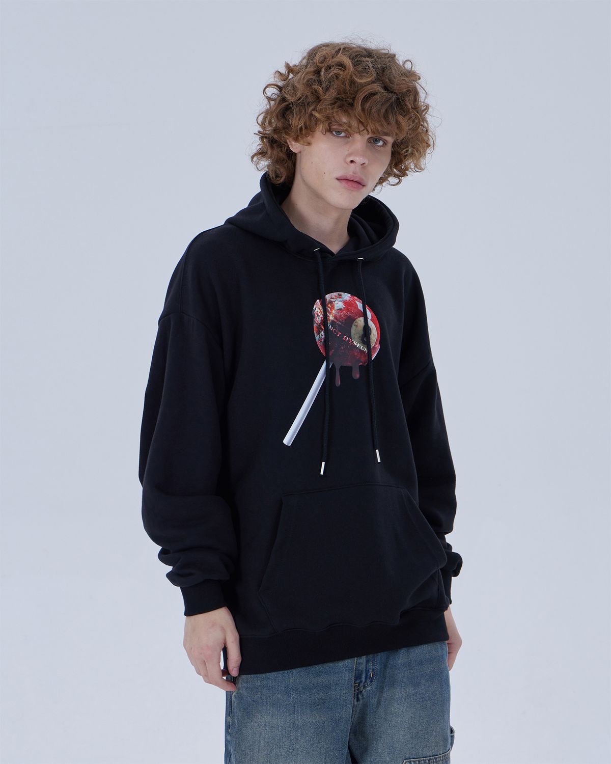 디스펑트(DYSFUNCT) RED EIGHT CANDY HOODIE (BLACK)