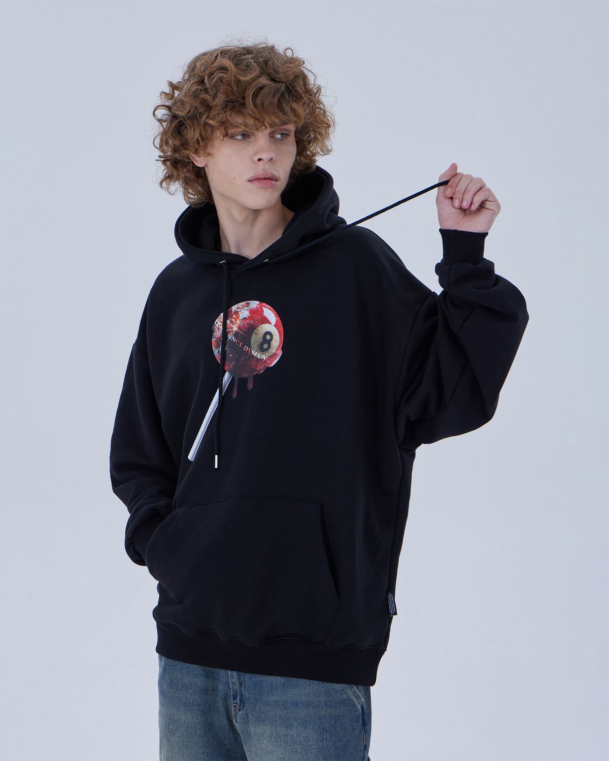 디스펑트(DYSFUNCT) RED EIGHT CANDY HOODIE (BLACK)