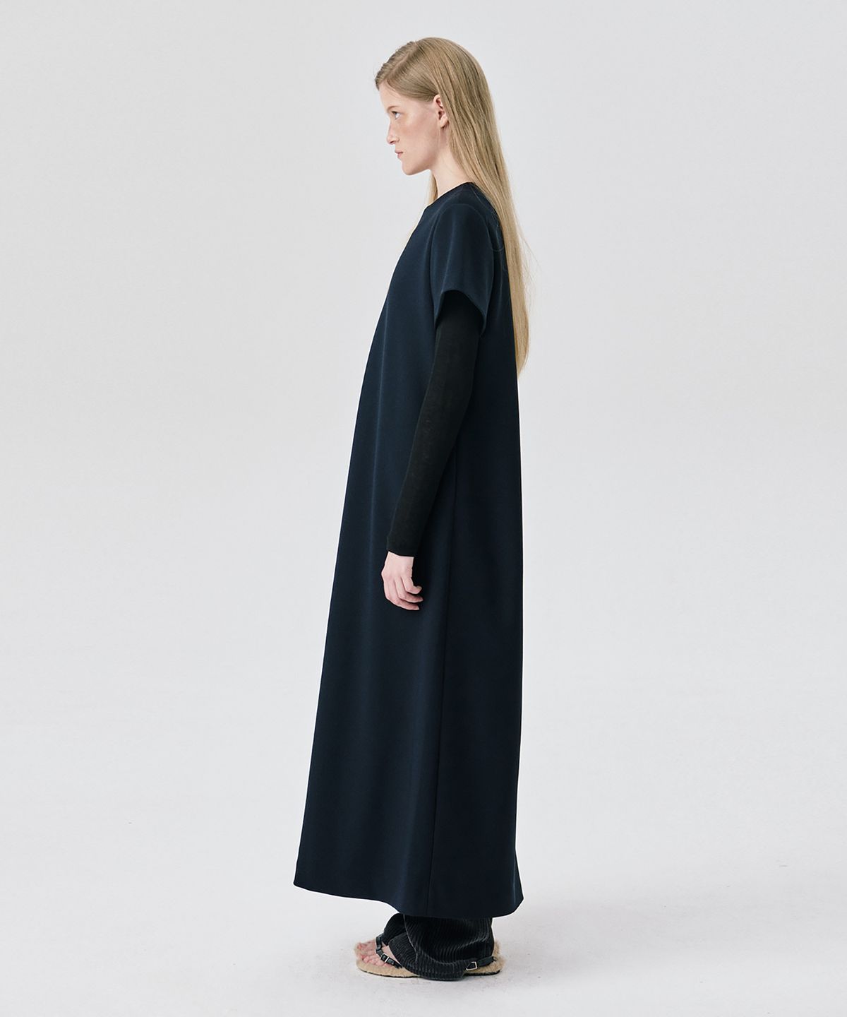 분더캄머(WNDERKAMMER) Short Sleeve Ponte Dress_Black(반팔 분또 드레스_블랙)