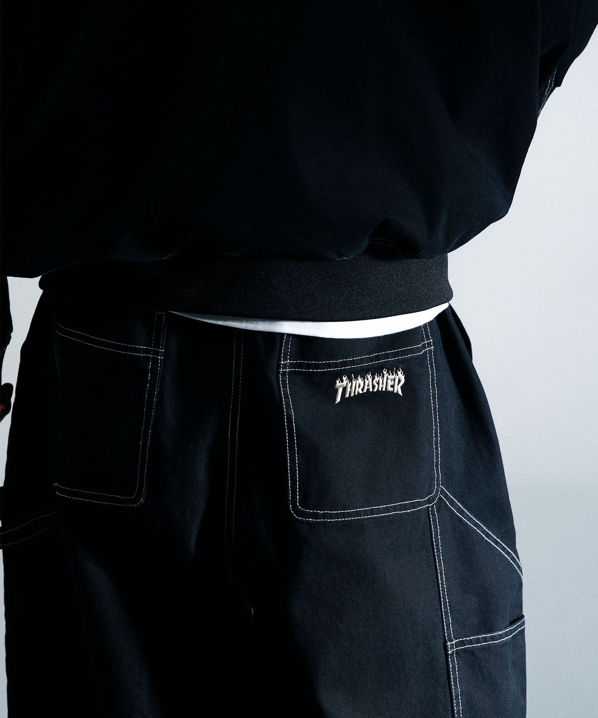 트레셔(THRASHER) 플레임 스티치 카펜터 팬츠 블랙