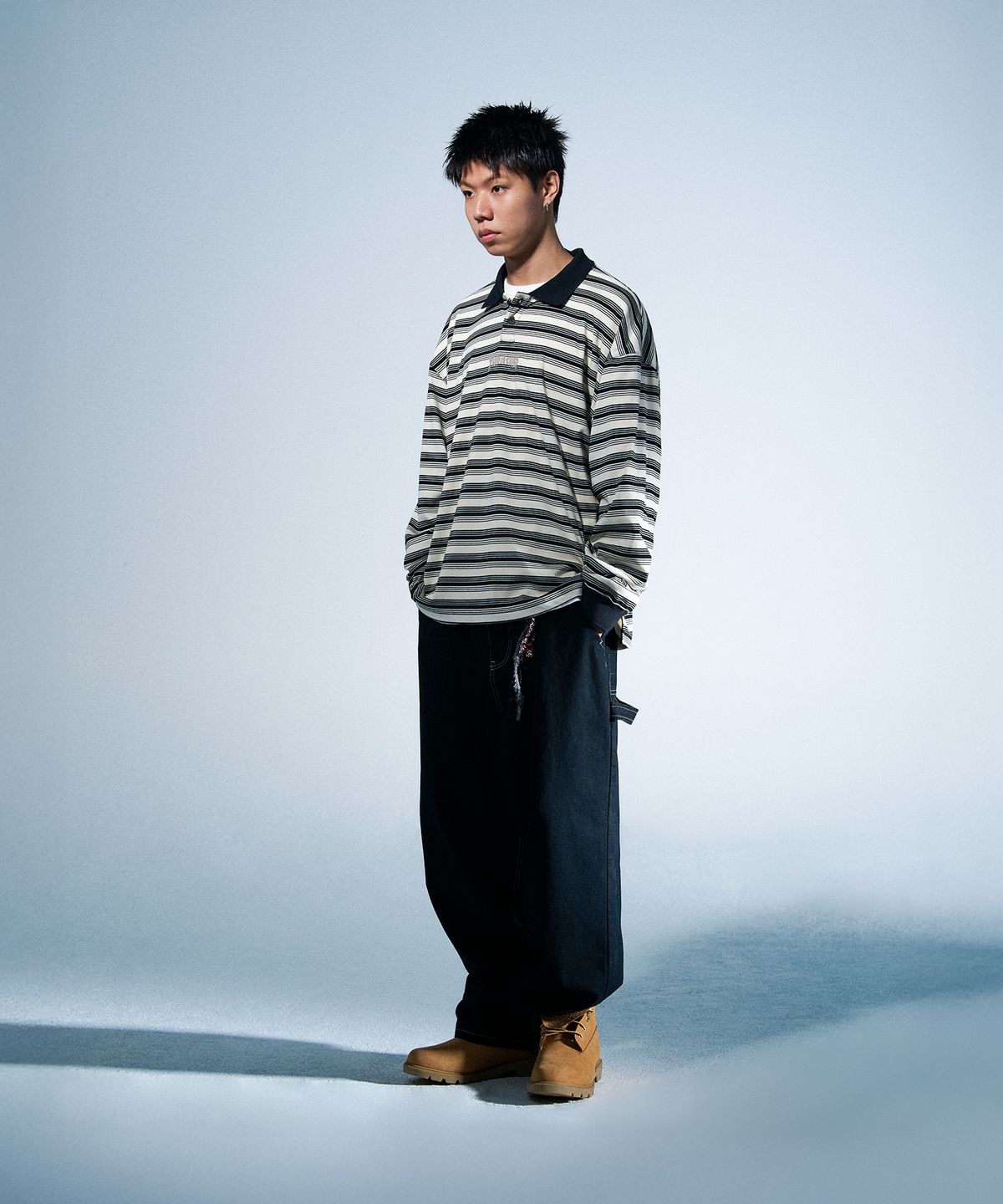 트레셔(THRASHER) 카라 스트라이프 롱 슬리브 블랙