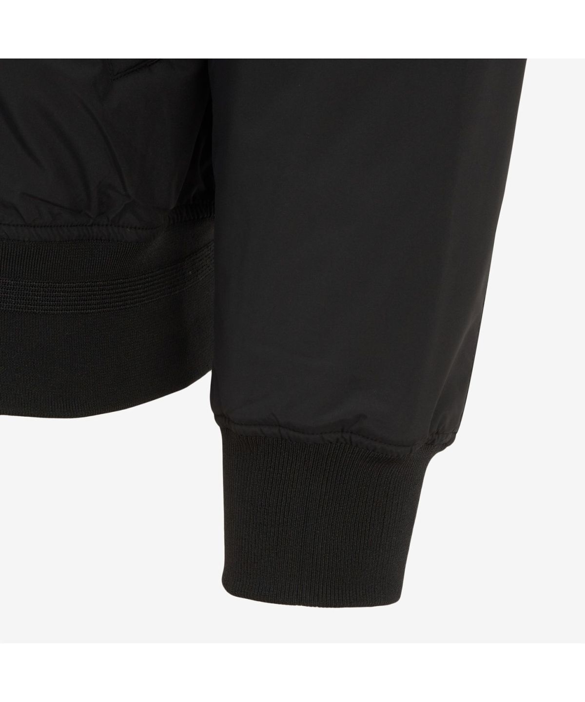 노스페이스(THE NORTH FACE) NJ3NR53A 남성 이솔라 히트 봄버 BLACK