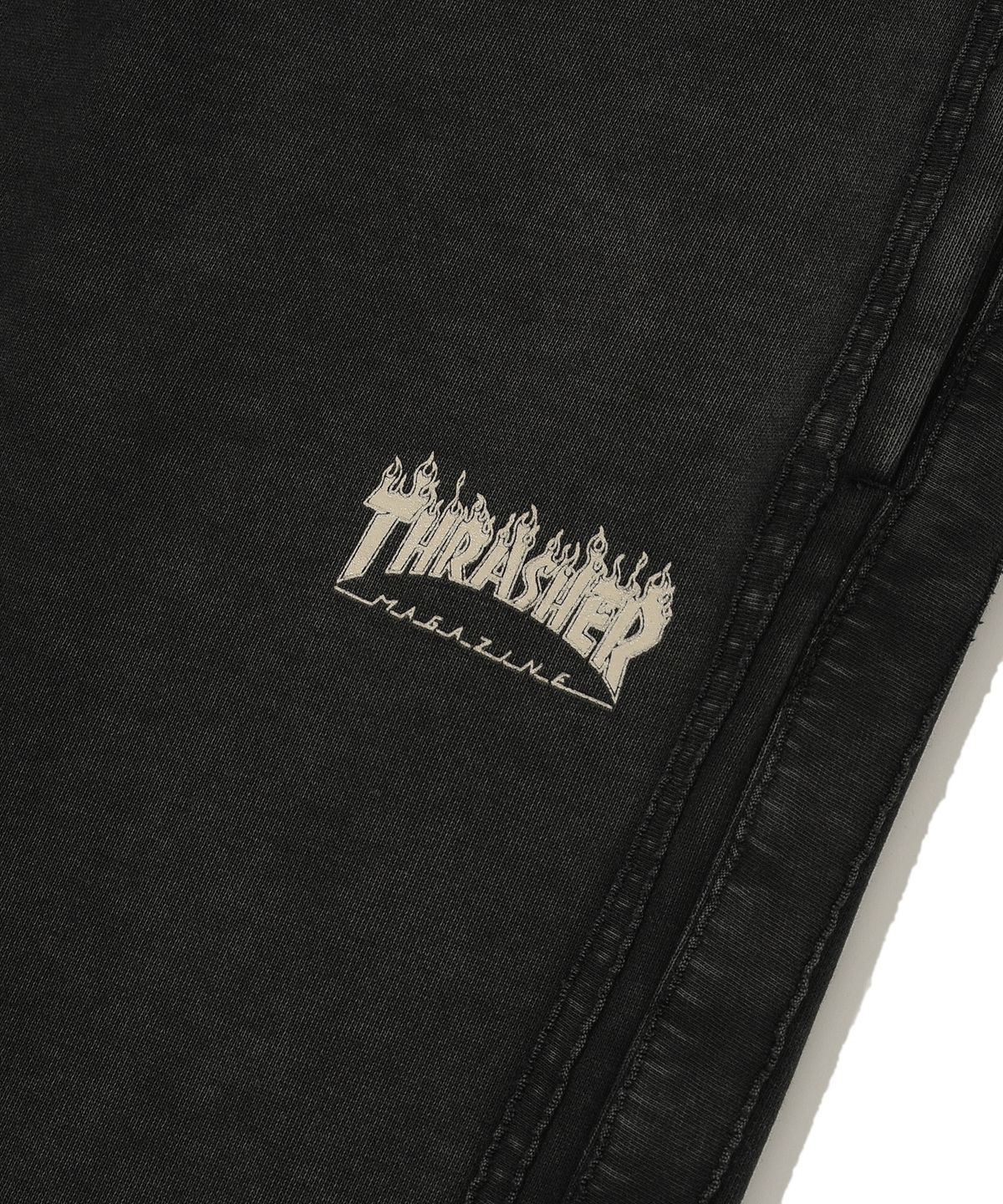 트레셔(THRASHER) 플레임 워시드 트랙 스웻팬츠 블랙