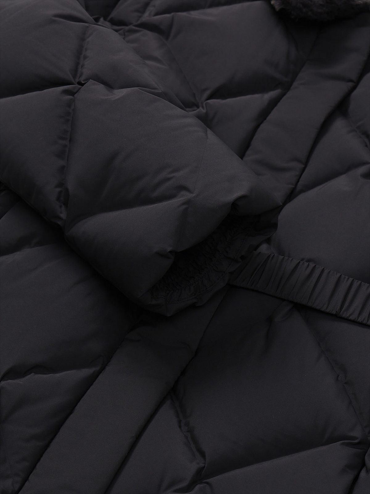 디스커버리 익스페디션(DISCOVERY EXPEDITION) 여성 멜로즈 튜브 다운 롱패딩 (BLACK)