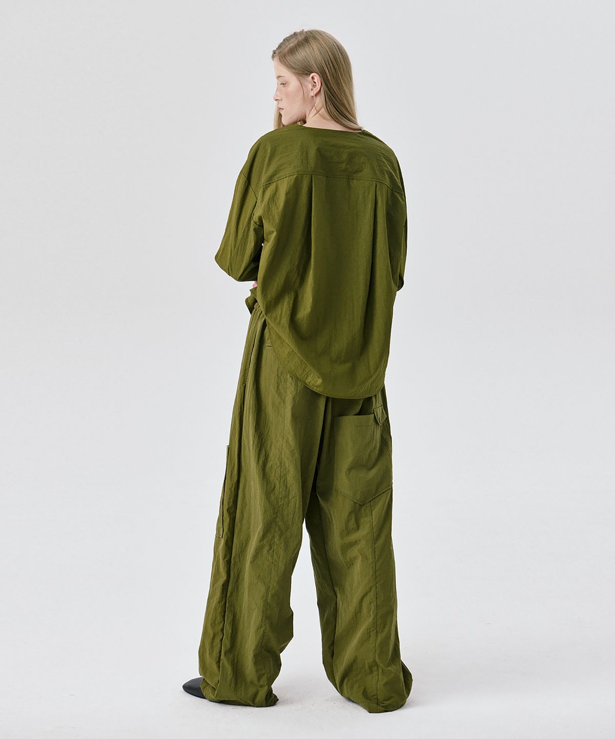 분더캄머(WNDERKAMMER) Yoke Top_Khaki(요크 탑_카키)