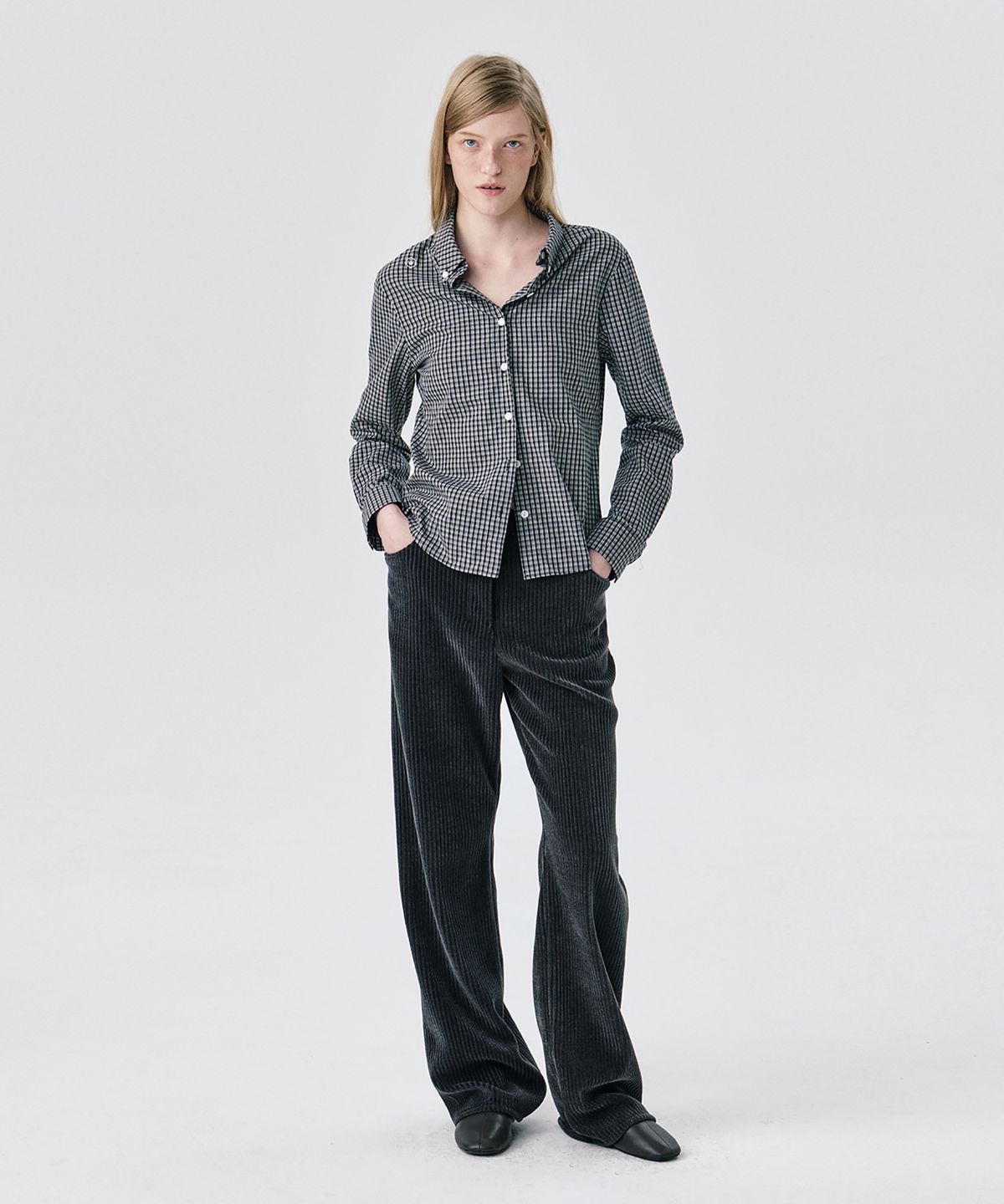 분더캄머(WNDERKAMMER) 25 Regular Fit Shirt_Black(25 레귤러핏 셔츠_블랙)