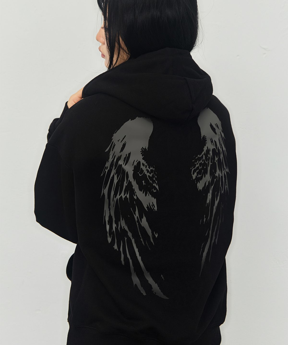 그레이버(GRAVER) [UNISEX]WINGS 후드집업_블랙