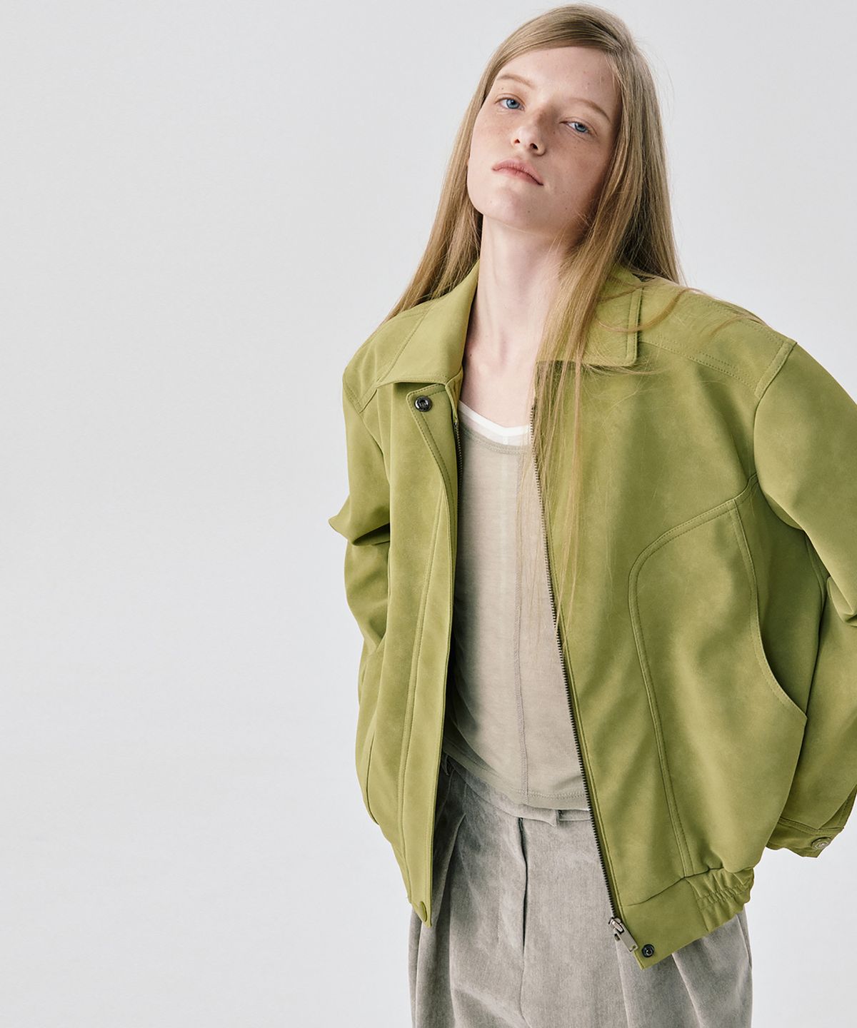 분더캄머(WNDERKAMMER) Soft Suede Seam Jumper_Olive (소프트 스웨이드 솔기 점퍼_올리브)