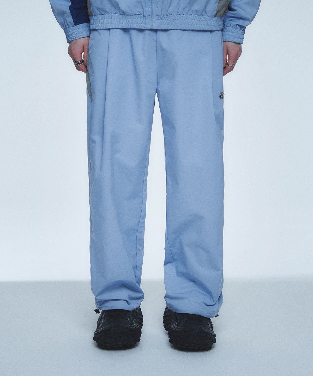 현피트(HYUNFIT) NLB SPORTY TRACK PANTS-[BLUE]