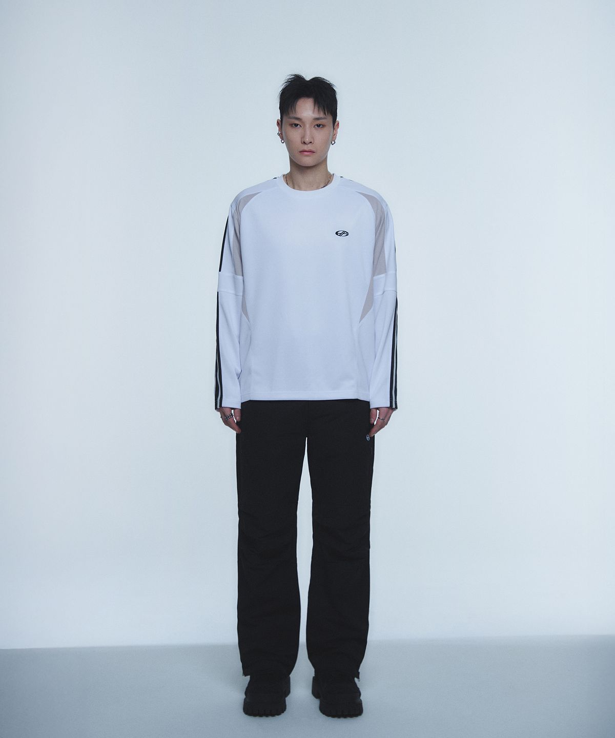 현피트(HYUNFIT) CURVED LONG SLEEVE-[WHITE]