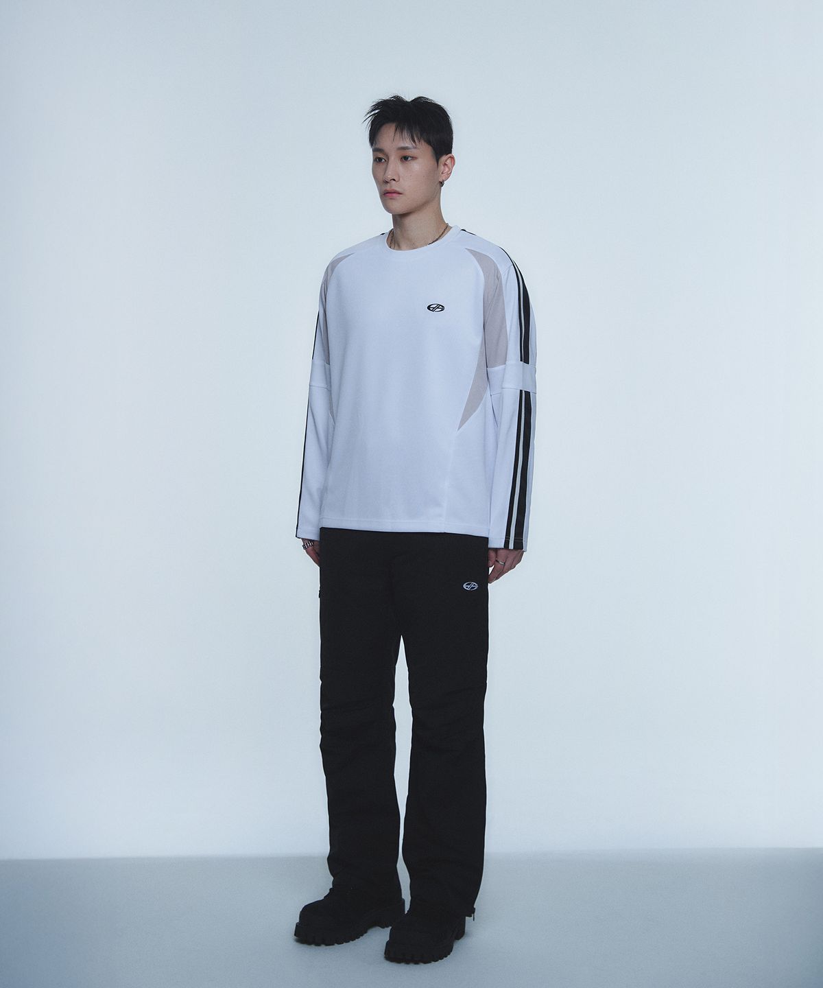 현피트(HYUNFIT) CURVED LONG SLEEVE-[WHITE]