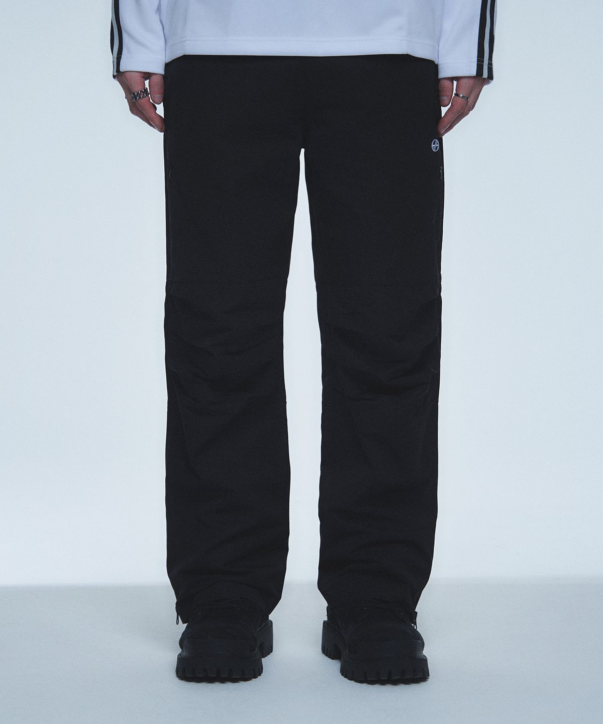 현피트(HYUNFIT) PINTUCK DETAIL PANTS-[BLACK]