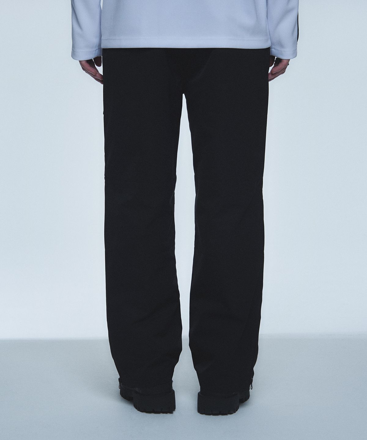 현피트(HYUNFIT) PINTUCK DETAIL PANTS-[BLACK]