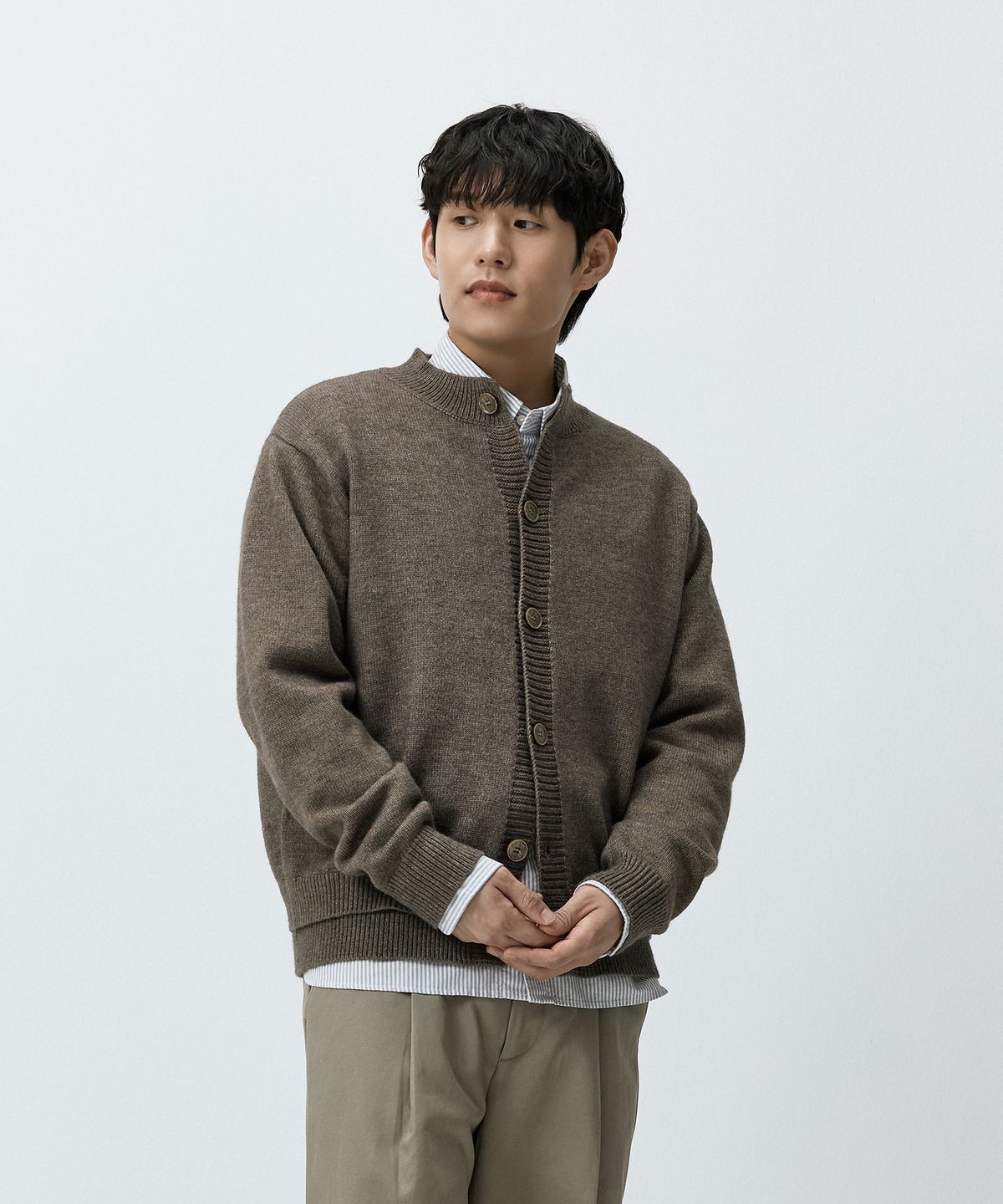 매드마르스(MADMARS) 더블립 포인트 니트 가디건 브라운 MMFFMKN-161BR