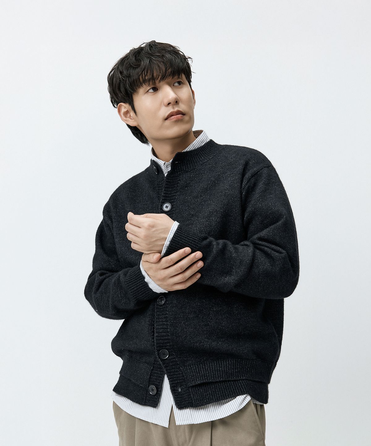 매드마르스(MADMARS) 더블립 포인트 니트 가디건 블랙 MMFFMKN-161BK