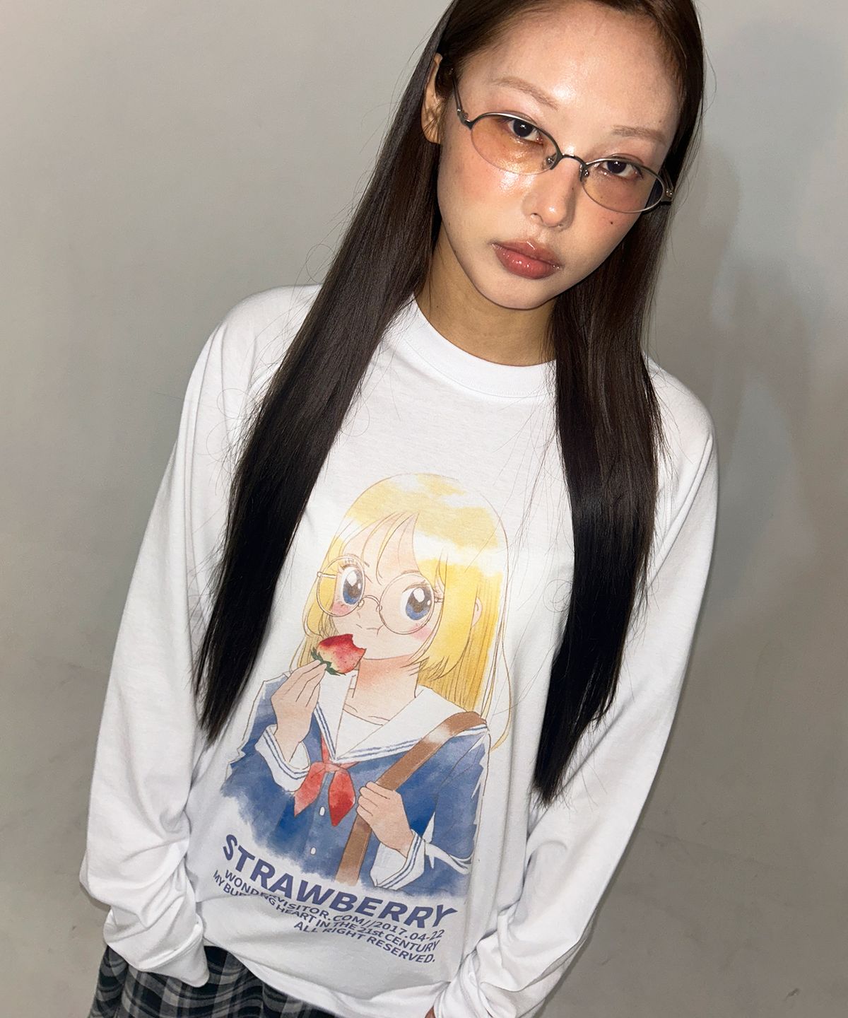 원더비지터(WONDERVISITOR) YURINA School Raglan LS-T [White]
