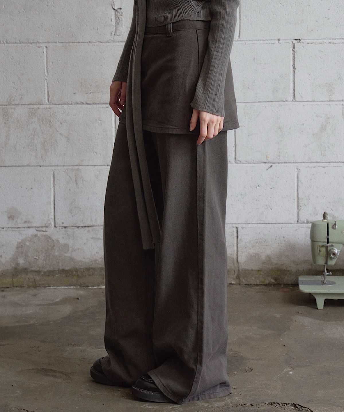 아포엠(APOEM) DENIM LAYERED WIDE PANTS