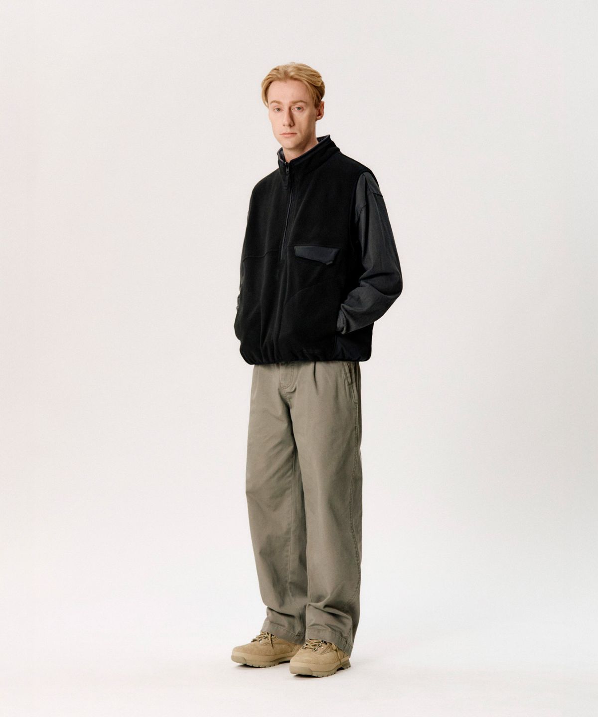 에스피오나지(ESPIONAGE) Expl. Reversible Pullover Vest Black
