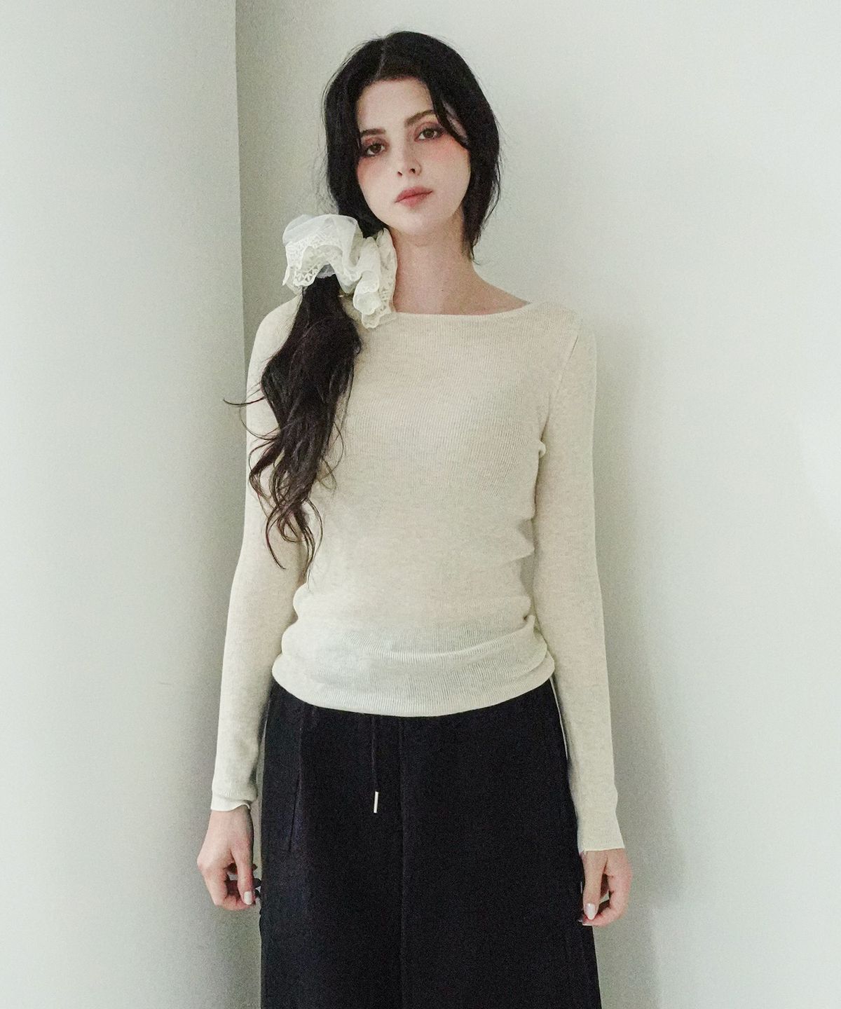 쿨키튼(KOOLKITTEN) Essential Boat Neck Sweater