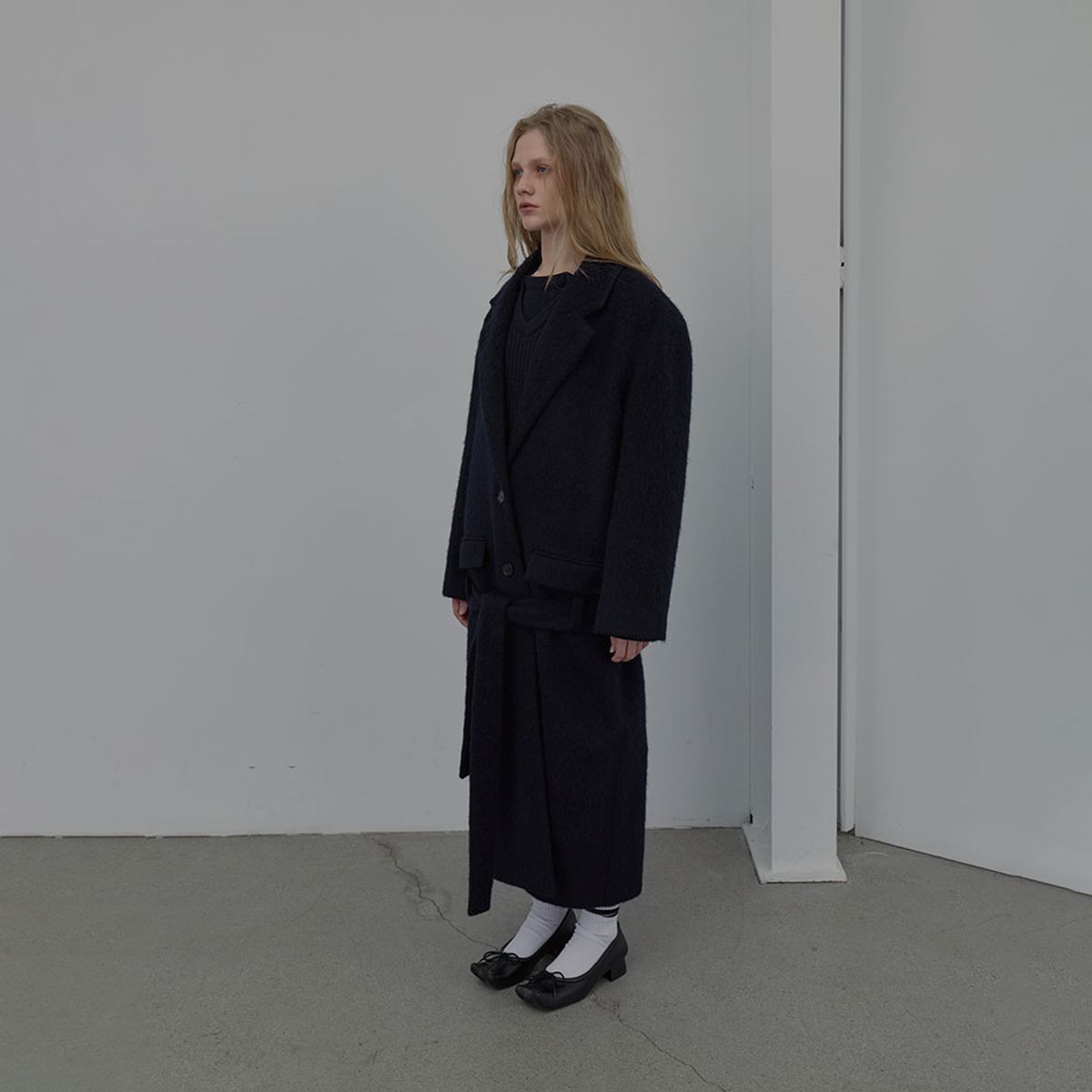 엘씨디씨티엠(LCDC™) LOWRISE BELTED COAT (DARK NAVY)