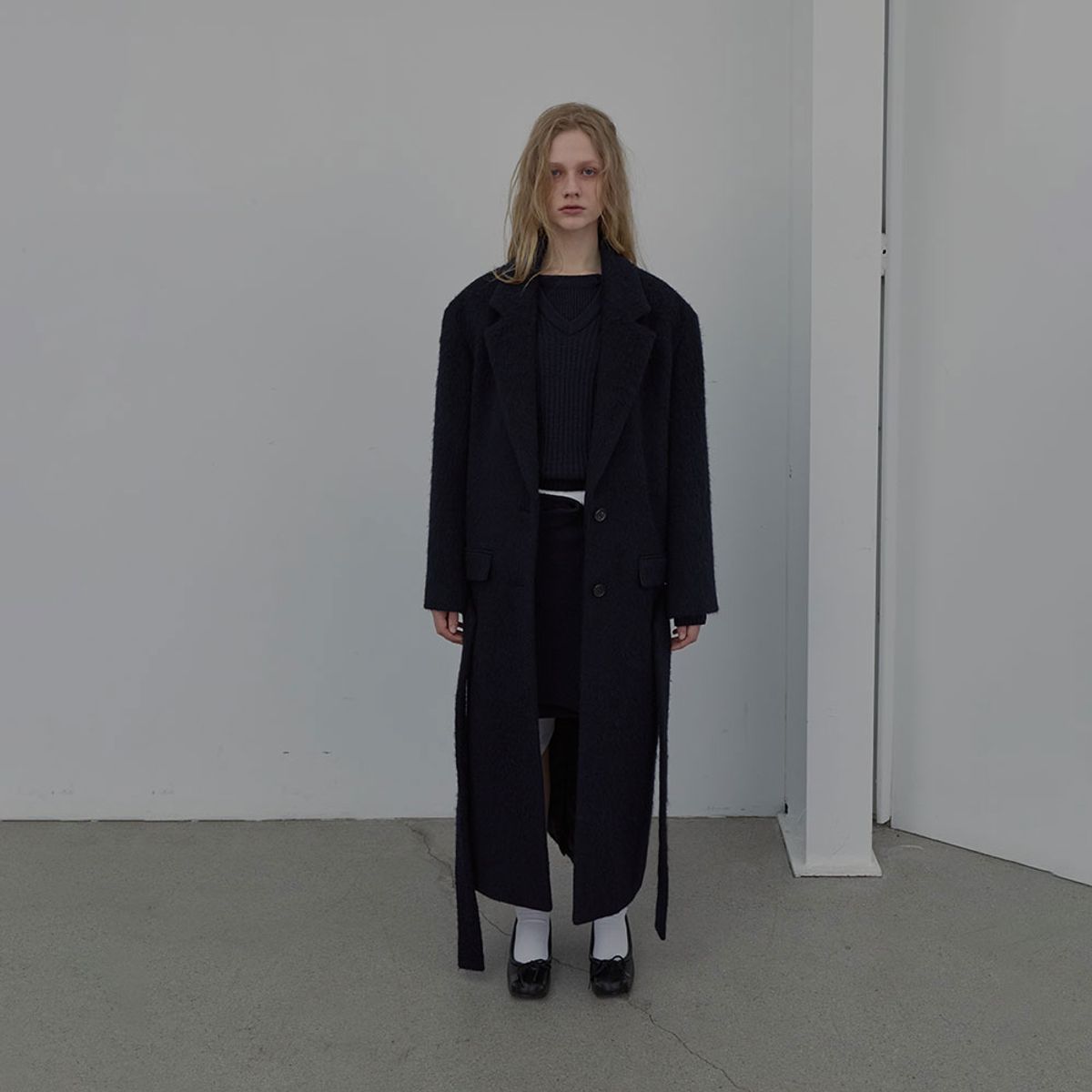엘씨디씨티엠(LCDC™) LOWRISE BELTED COAT (DARK NAVY)