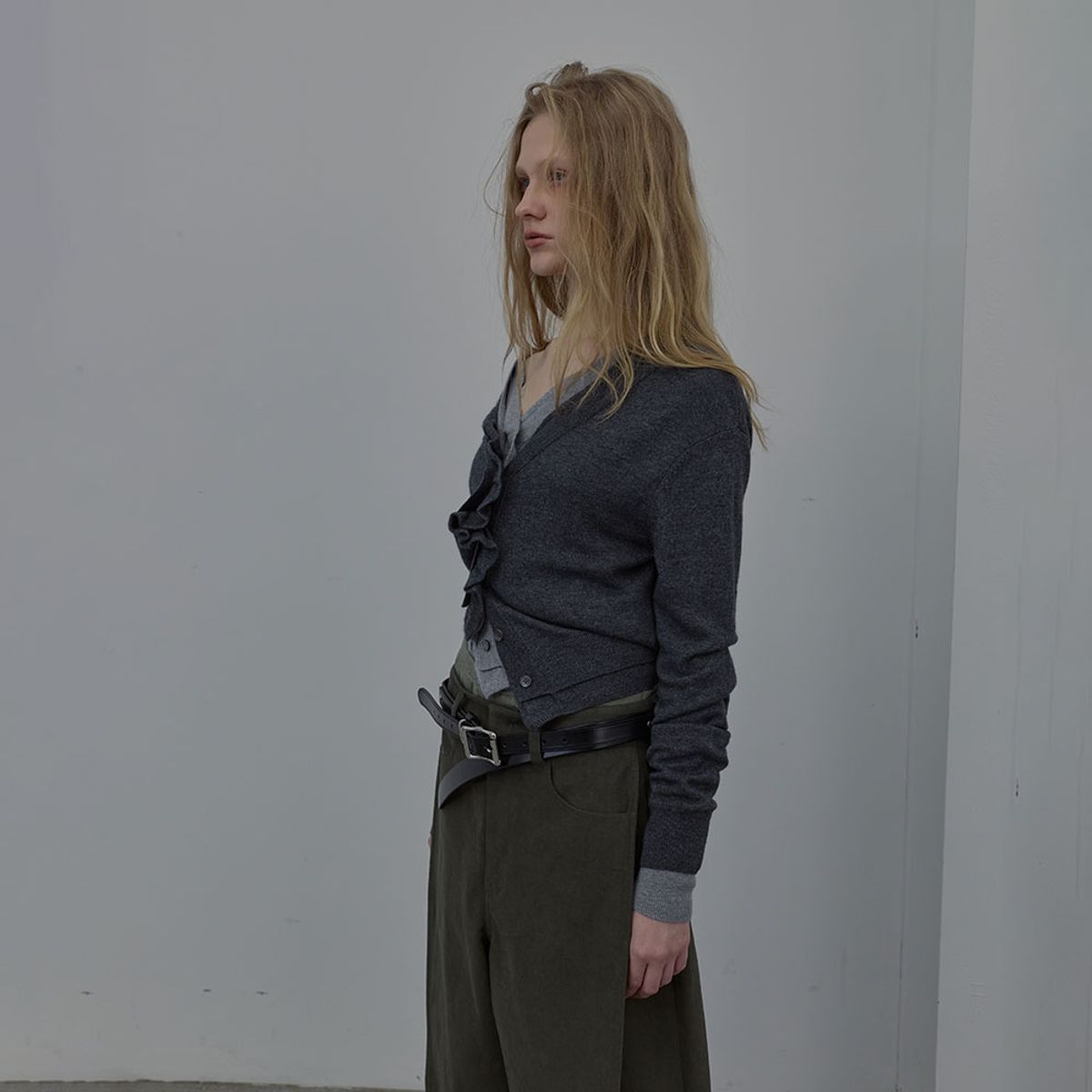 엘씨디씨티엠(LCDC™) DOUBLE-LAYER WAVY CARDIGAN (CHARCOAL)