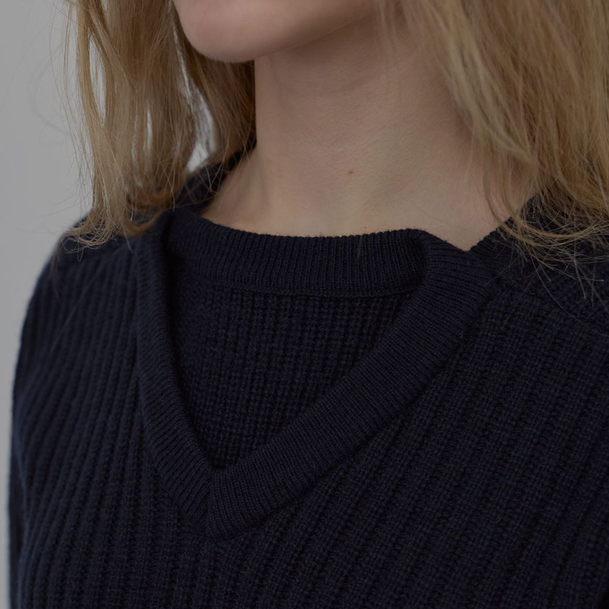 엘씨디씨티엠(LCDC™) DOUBLE LAYER PULLOVER (NAVY)