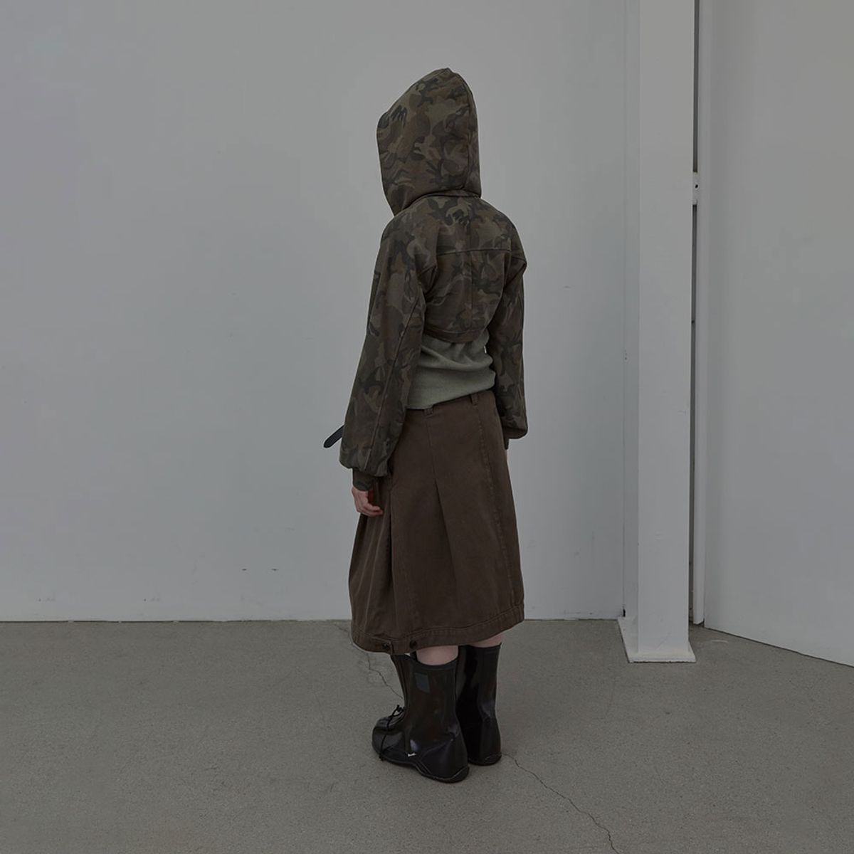 엘씨디씨티엠(LCDC™) CAMO HOODED BOLERO (DARK GREY)