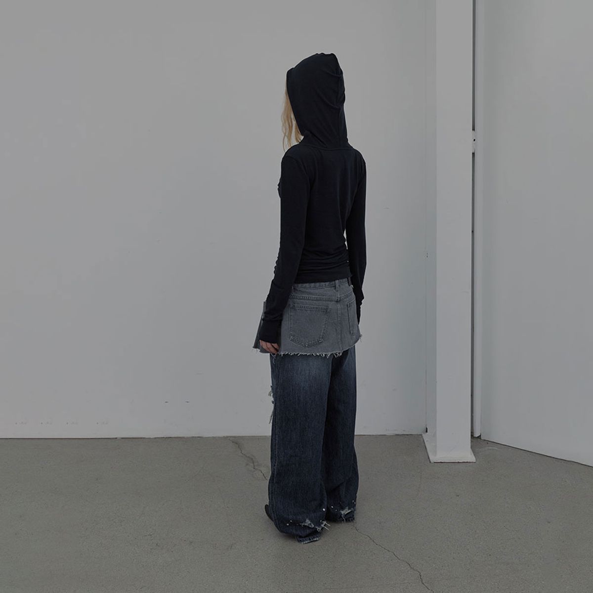 엘씨디씨티엠(LCDC™) DART-DETAIL HOODIE (DARK GREY)