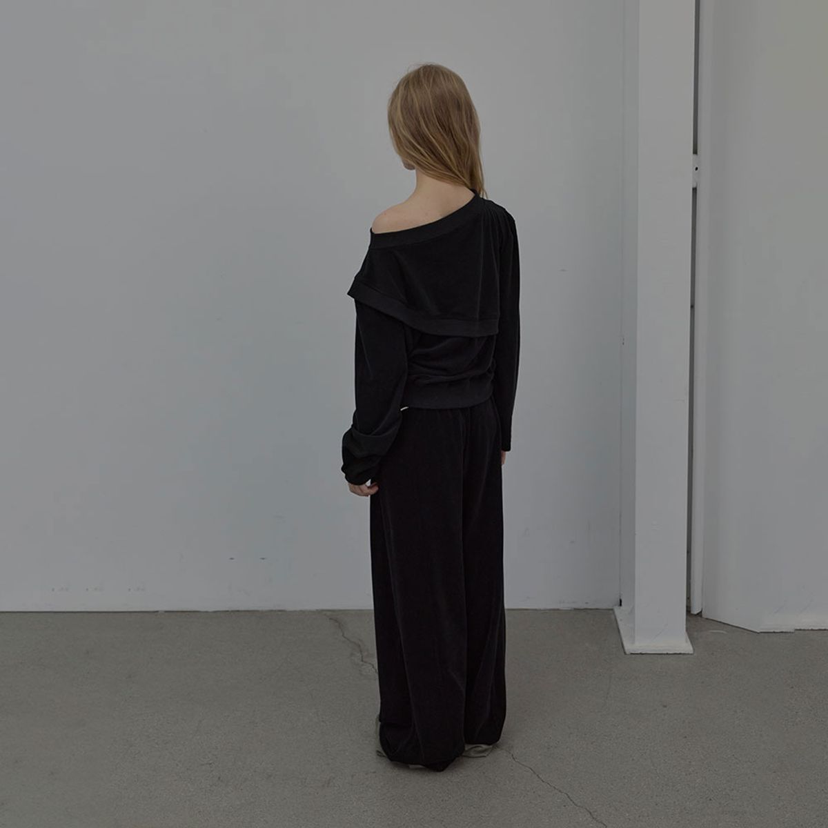 엘씨디씨티엠(LCDC™) LAYERED DETAIL JERSEY TOP (BLACK)
