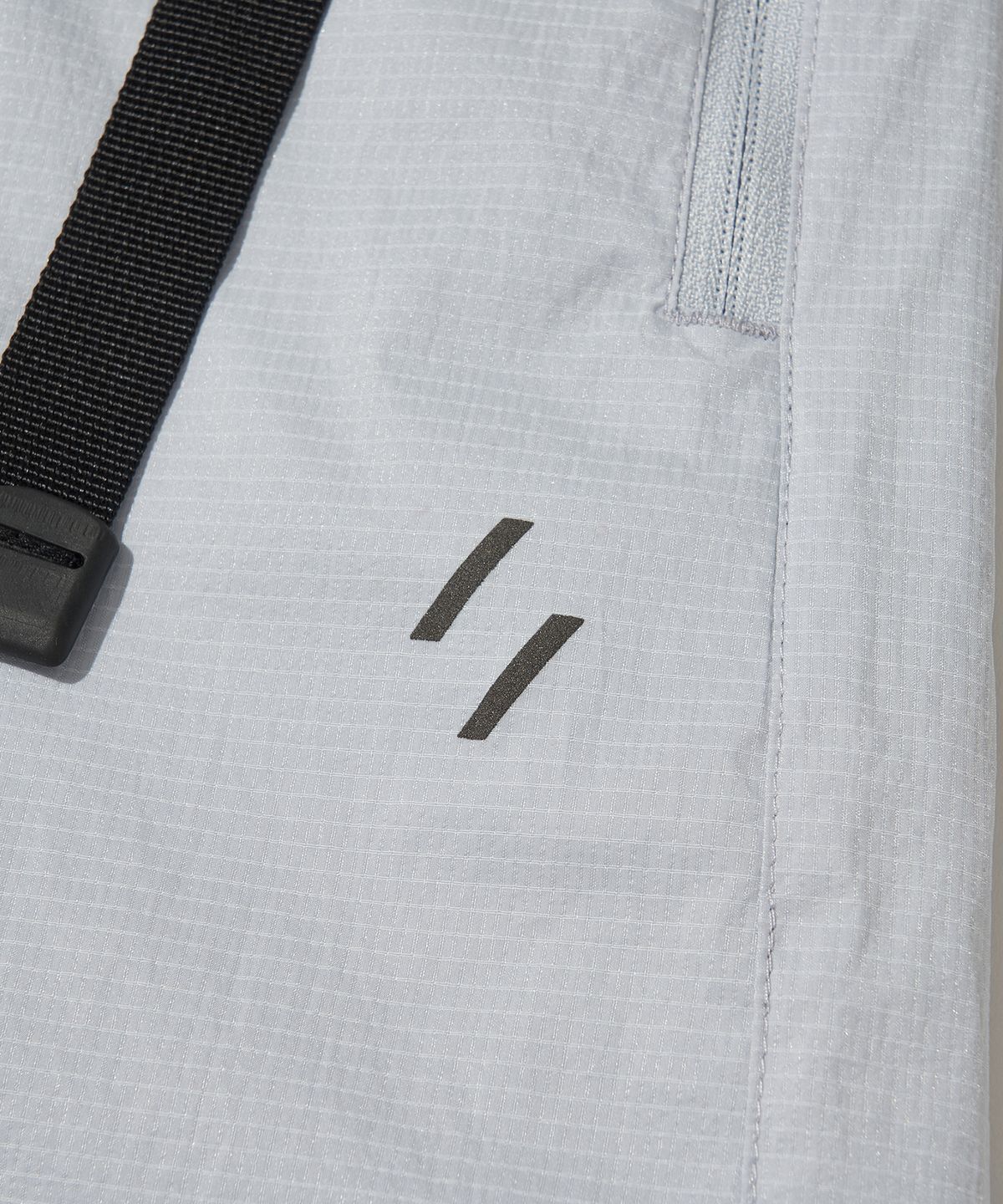 웰터 익스페리먼트(WELTER EXPERIMENT) VENTHRA HIKE SKIRT_SKY BLUE