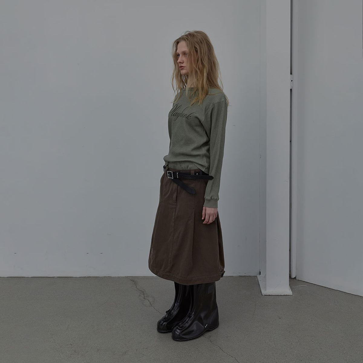 엘씨디씨티엠(LCDC™) COTTON TAILORED MIDI SKIRT (BROWN)