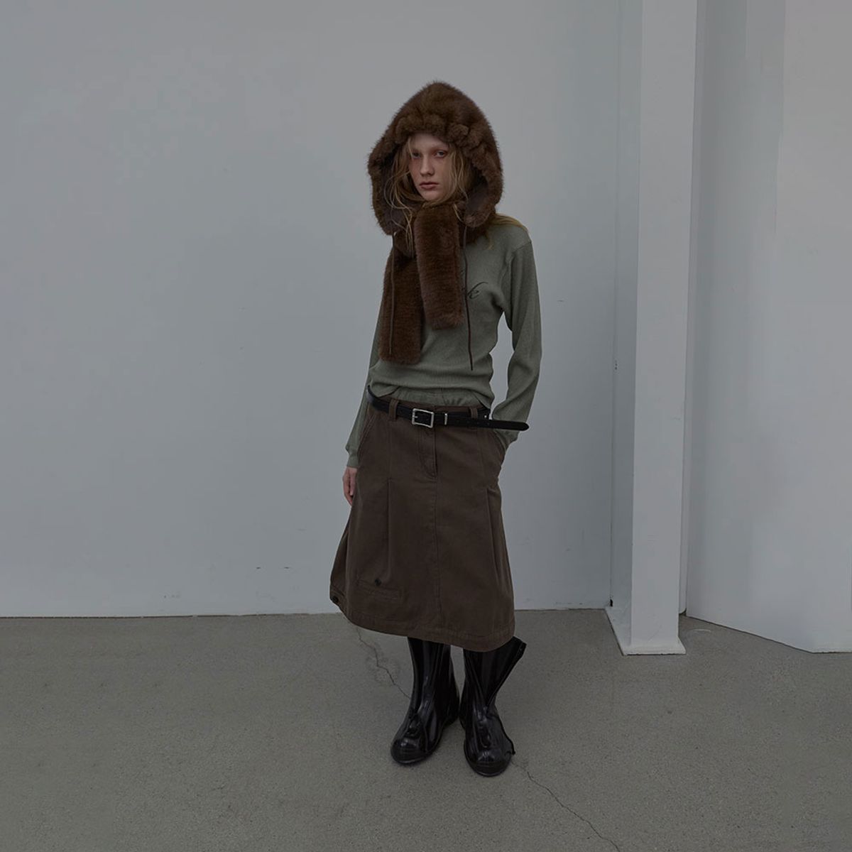 엘씨디씨티엠(LCDC™) COTTON TAILORED MIDI SKIRT (BROWN)