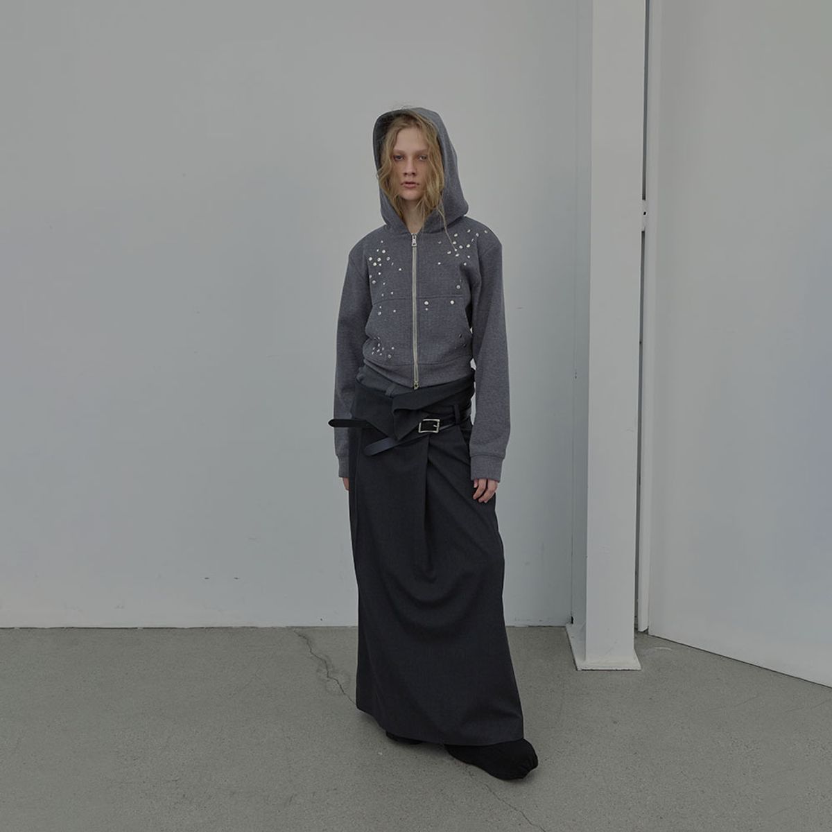 엘씨디씨티엠(LCDC™) FOLD-OVER CHECK SKIRT (DARK GREY)