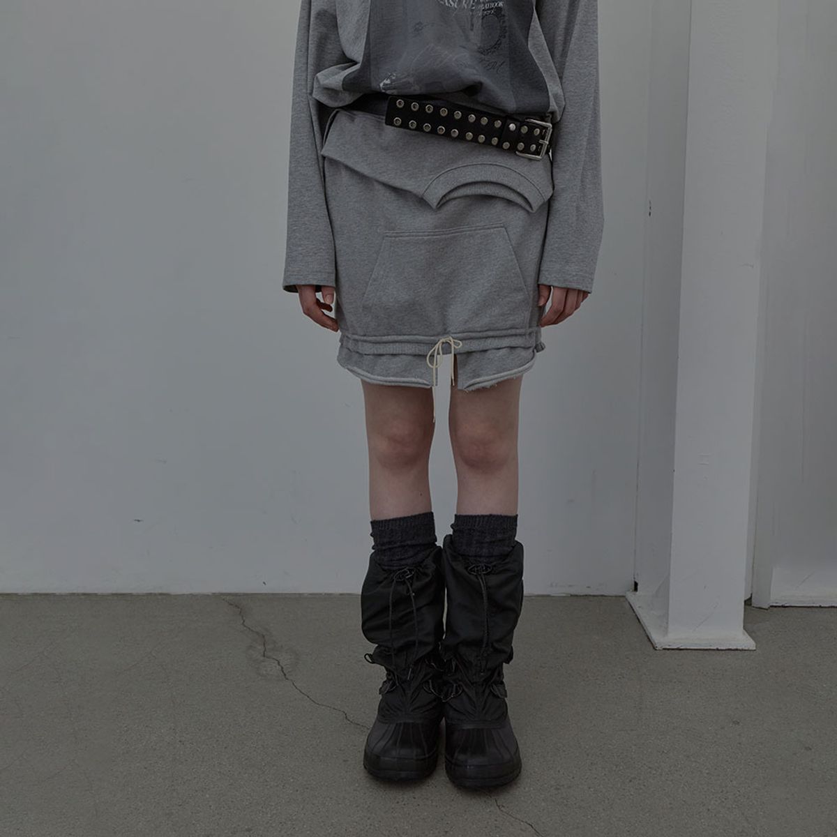 엘씨디씨티엠(LCDC™) NECK-LINE SWEAT SKIRT (MELANGE GREY)